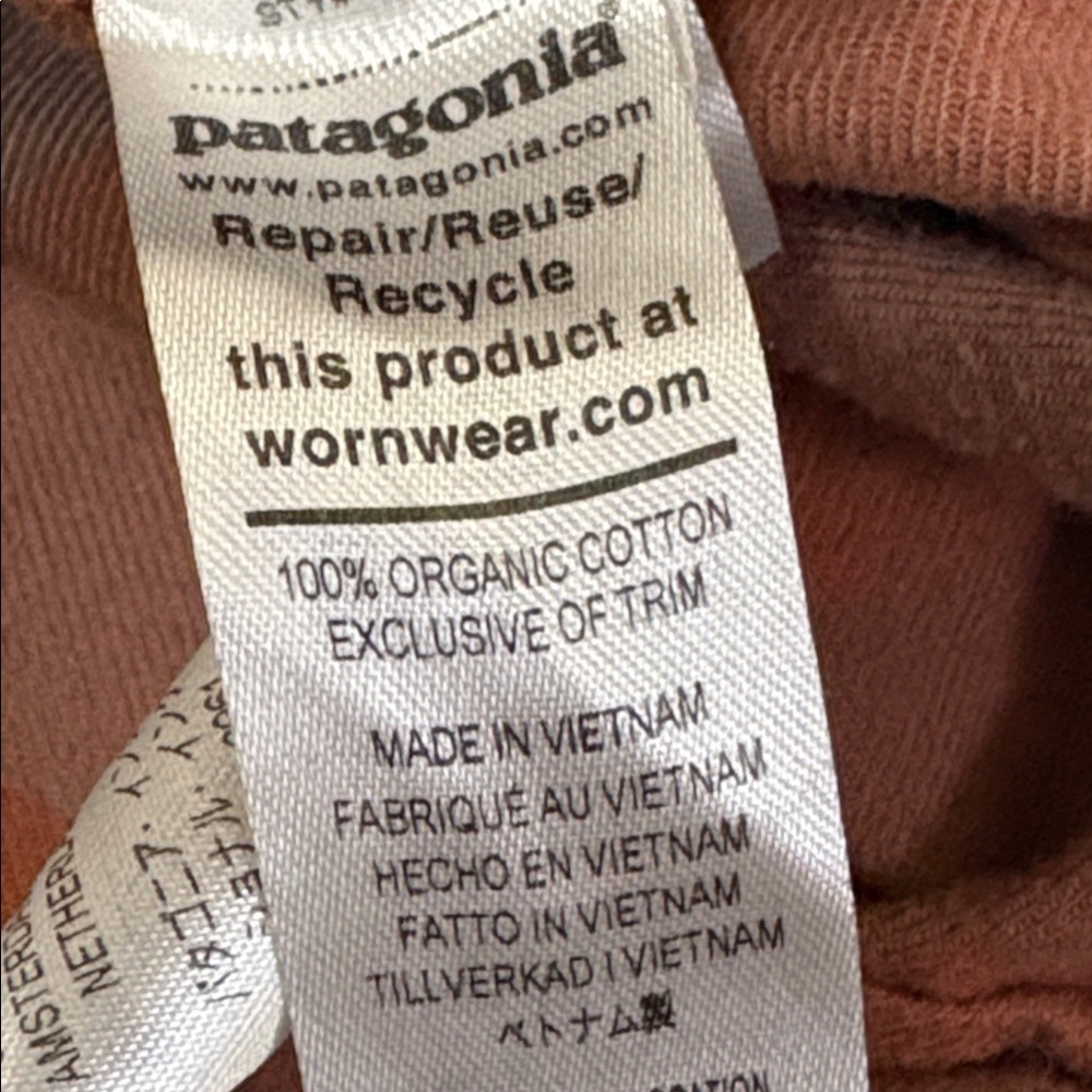 PATAGONIA XS Long-Sleeved Organic Cotton Midweight Fjord Flannel in Orange/Gray - Picture 9 of 10